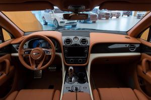 Bentley Bentayga V8 Design Series 2020 года  (UAE)